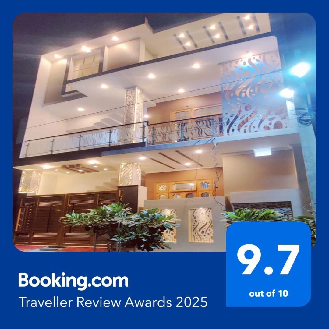 Blessing'S Home Stay 5 Bedrooms Luxury Villa Exquisite 5 Bedroom Villa Ideal Family Home Stay With Spacious Living 러크나우 외부 사진