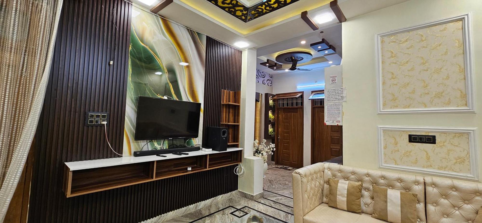 Blessing'S Home Stay 5 Bedrooms Luxury Villa Exquisite 5 Bedroom Villa Ideal Family Home Stay With Spacious Living 러크나우 외부 사진